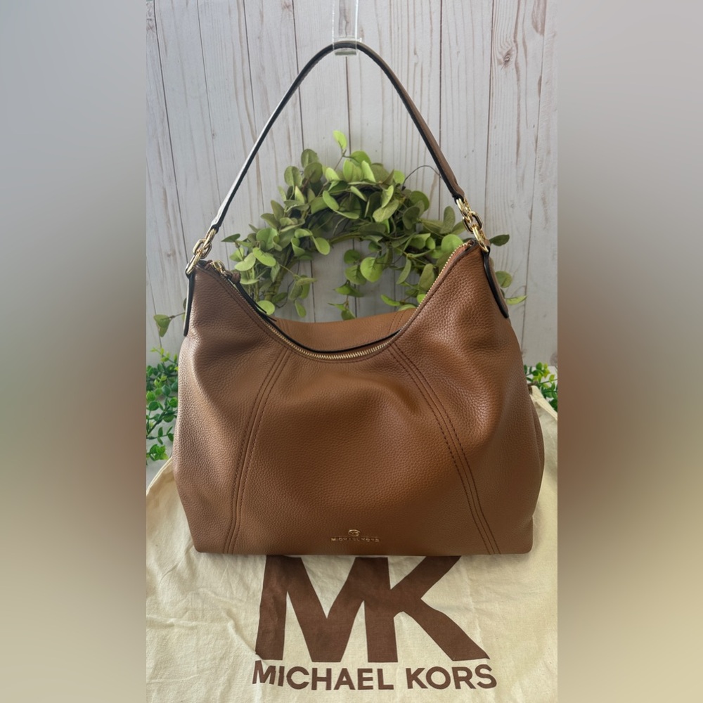 Michael Kors Sienna Handbag Luggage Color NWOT - Picture 2 of 14